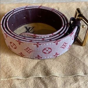 AUTHENTIC LOUIS VUITTON BELT🖤